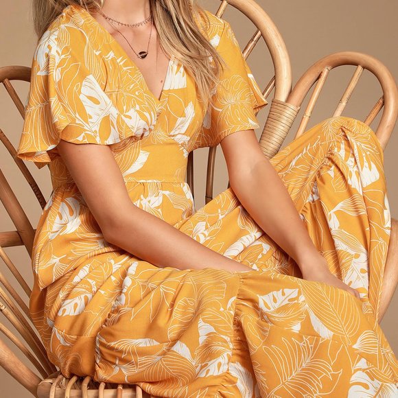 [Lulu's] Savanna Golden Yellow Floral Print Maxi - Picture 3 of 9